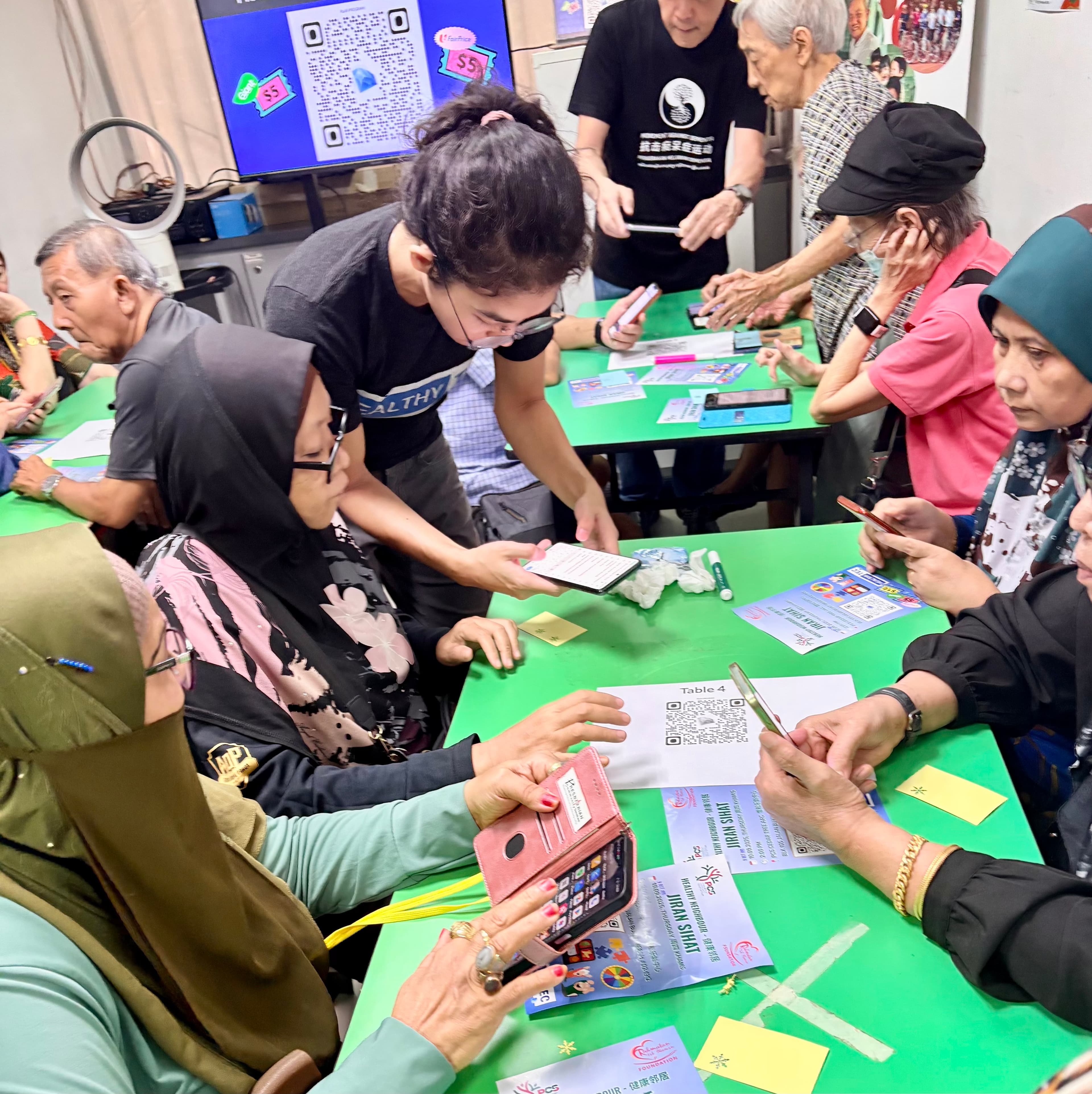 Seniors engage in online cognitive games